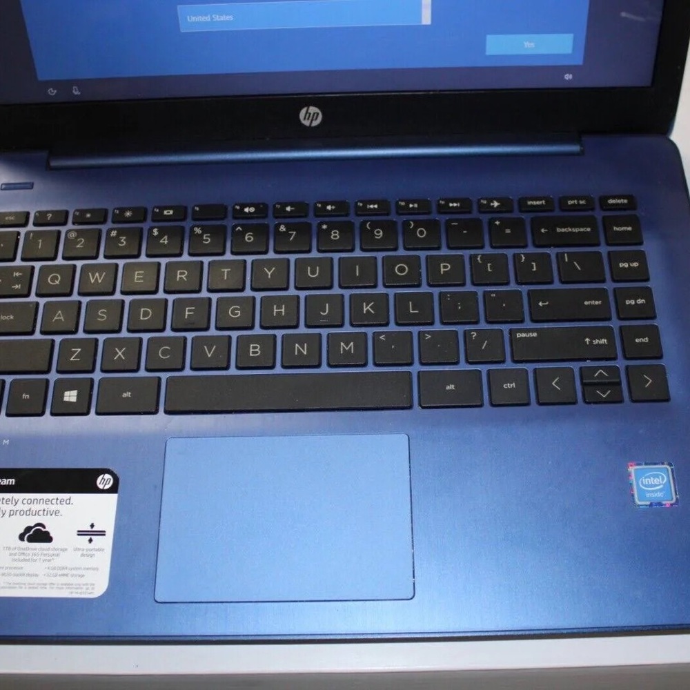 HP Stream 14-cb161wm Laptop PC
